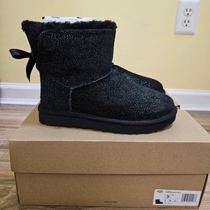 UGG Mini Bailey Bow Twinkle, black, US 7